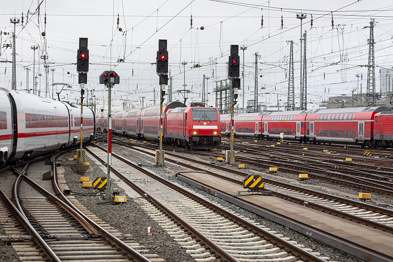 经由上海尖锐物品寄到美国埃尔帕索