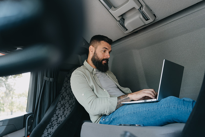 基于昆明把药膏邮寄到美国埃尔帕索 基于昆明把药膏邮寄到美国埃尔帕索