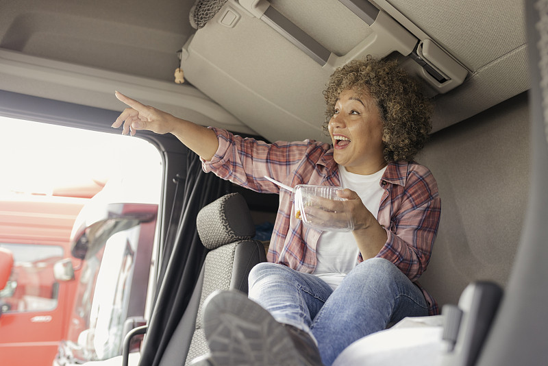 从天津将化妆品邮寄到美国达拉斯