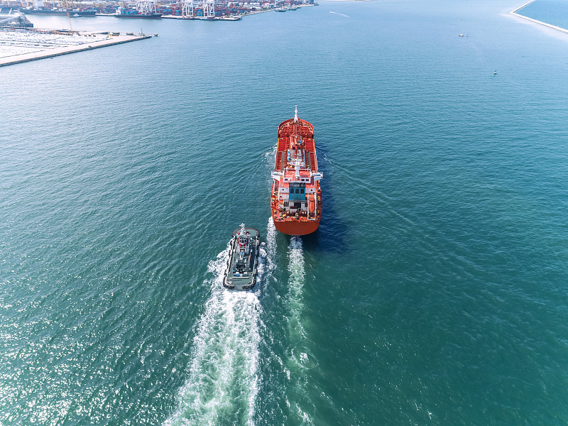 商品洗发水按压瓶从乌鲁木齐采取轮船货运抵到美国图森