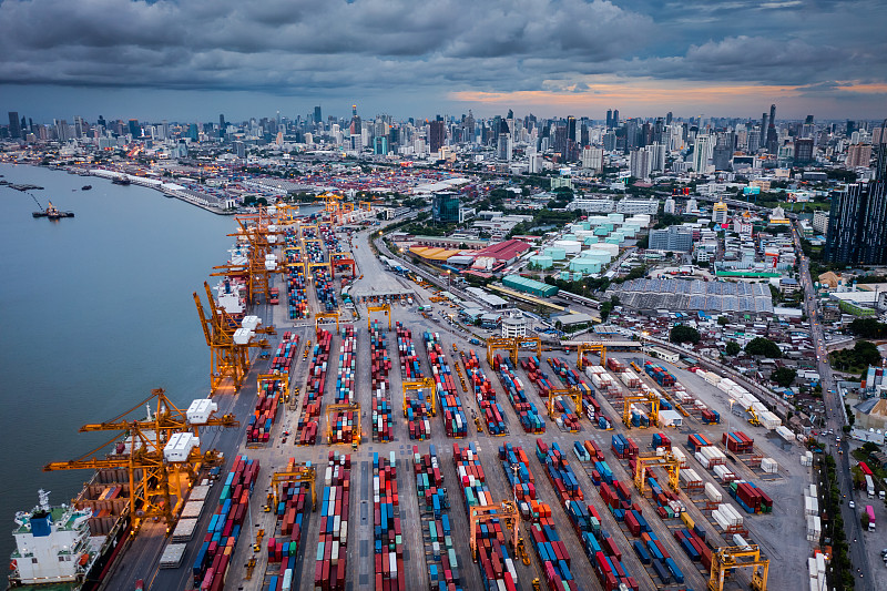 到美国海运价钱,到美国海运价钱多少