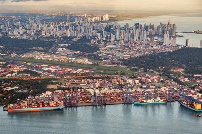 中国海运走美国的货物怎么走？