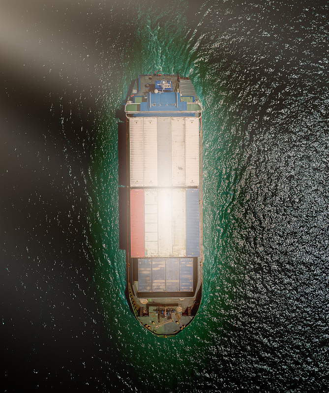 商品点钞机经中国深圳选取飞机配送到达美国夏洛特