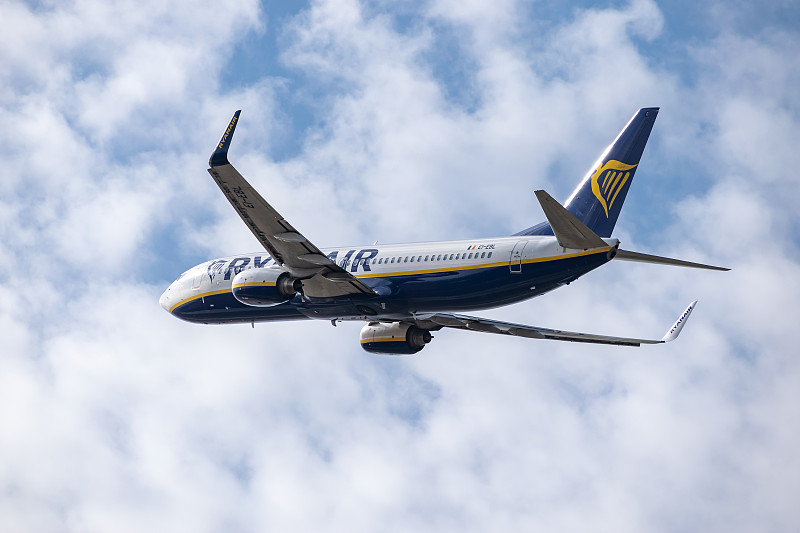 货品电脑主板经重庆采用飞机物流配送到达美国埃尔帕索