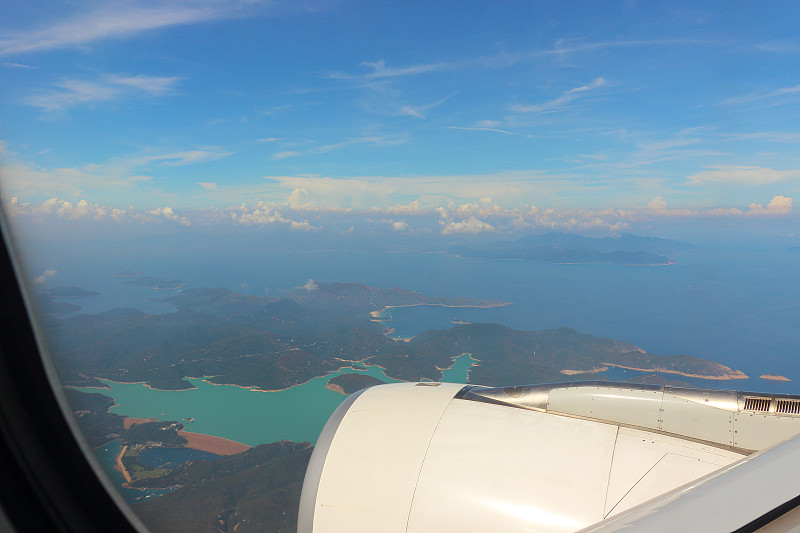 商品电脑耳机从深圳采纳空运货代到达美国纽约