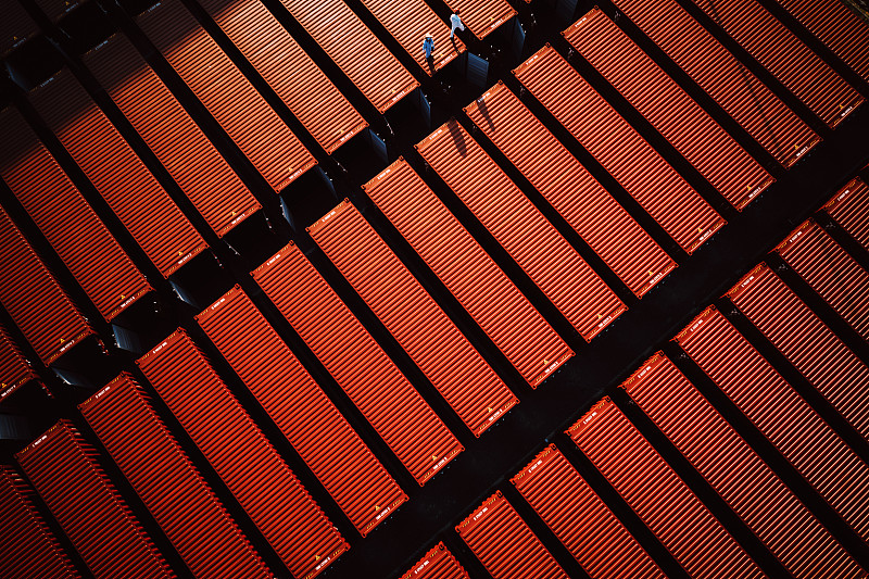 商品电脑数据线（USB、HDMI、VGA）从中国哈尔滨选取飞机物流配送到达美国底特律