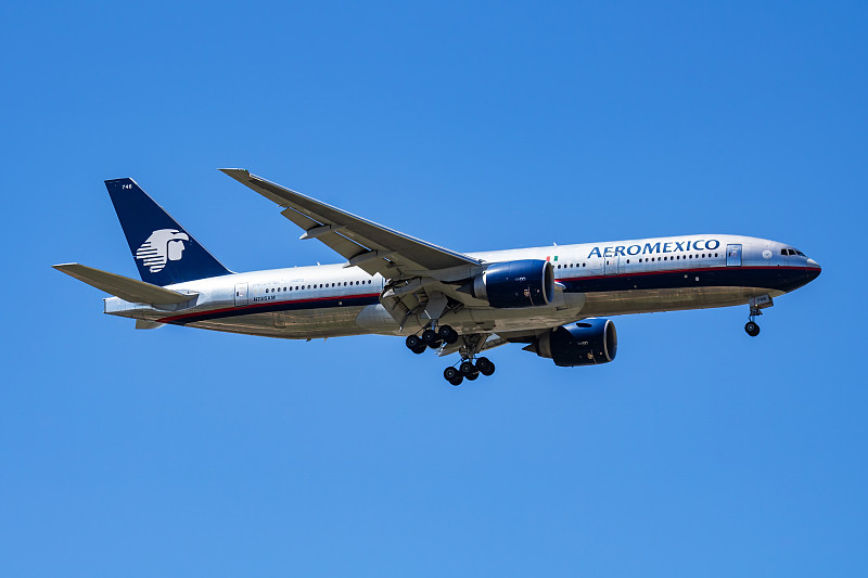 物品摇椅从中国深圳选取飞机快递到美国杰克逊维尔