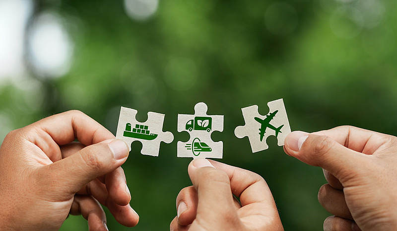 物品智能空气净化器经中国深圳采纳飞机货代抵到美国夏洛特