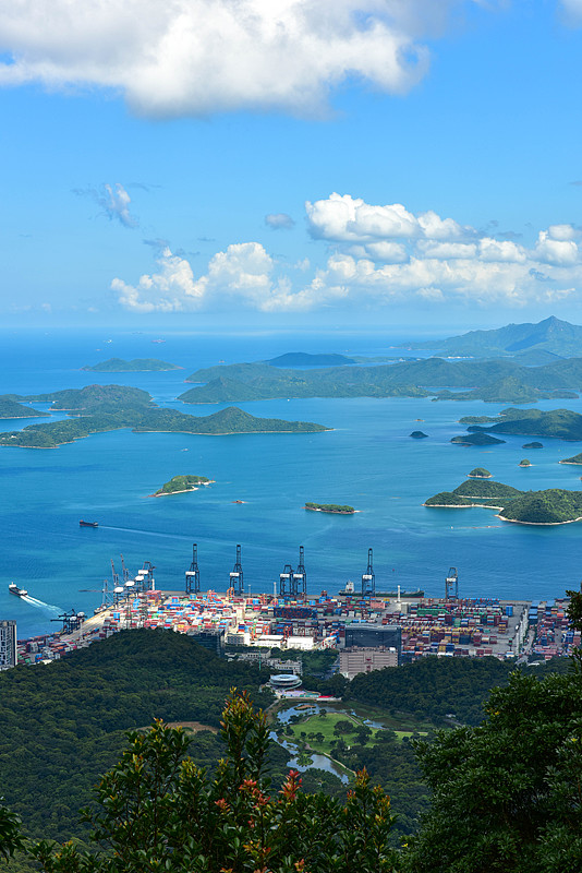 物品移动硬盘经昆明采取空运货运抵达美国西雅图 物品移动硬盘经昆明采取空运货运抵达美国西雅图