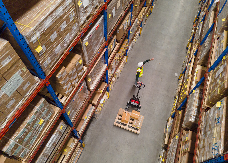 货品音频效果器经中国广州采纳空运运输抵达美国阿尔伯克基 货品音频效果器经中国广州采纳空运运输抵达美国阿尔伯克基