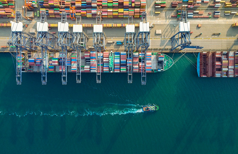 商品电脑包/平板保护套经武汉采取空运送货到美国辛辛那提