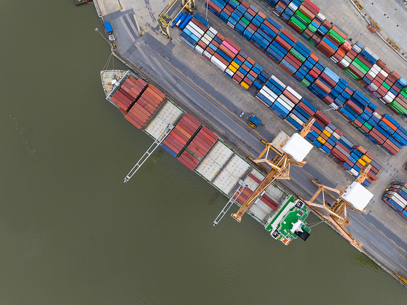 货品电能质量监测装置经郑州采取空运配送抵到美国伯明翰