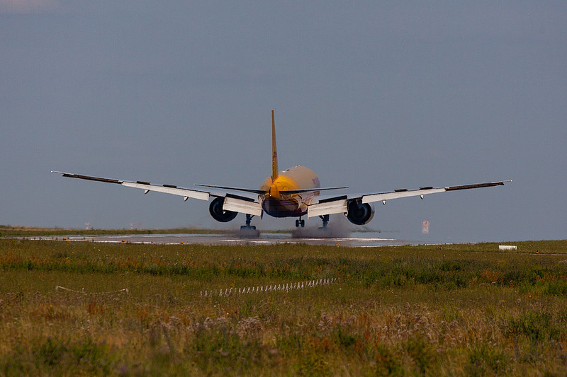 货品搅拌碗/量杯/量勺经上海选用空运运输至美国阿尔伯克基