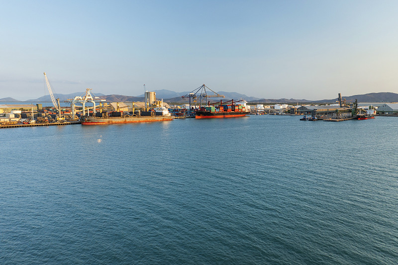 物品油灰经重庆选择海运配送至多米尼加——萨马纳 物品油灰经重庆选择海运配送至多米尼加——萨马纳