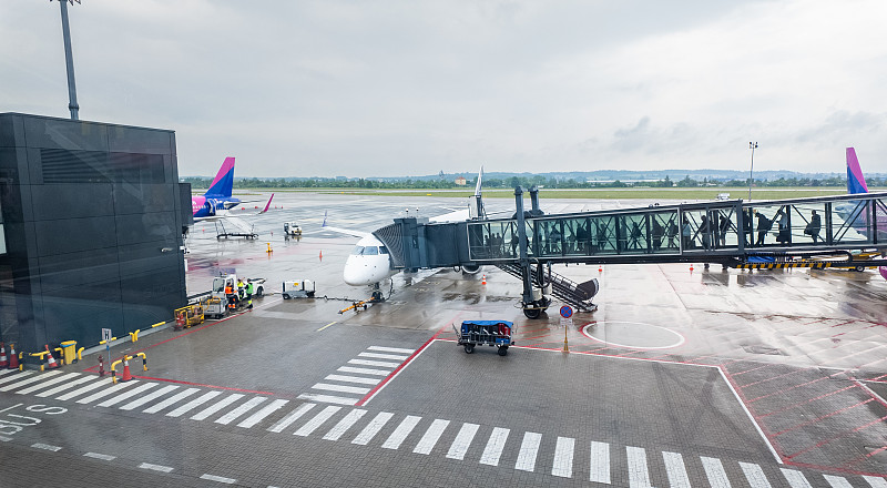 物品木制层积木从中国宁波选取飞机送货到达美国里士满