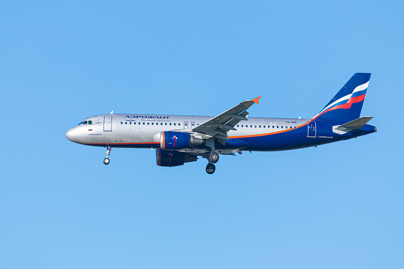 货品化妆包经深圳采取空运货代至美国里士满