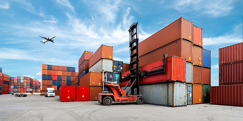 物品夹心饼干经福州采用空运配送到美国底特律