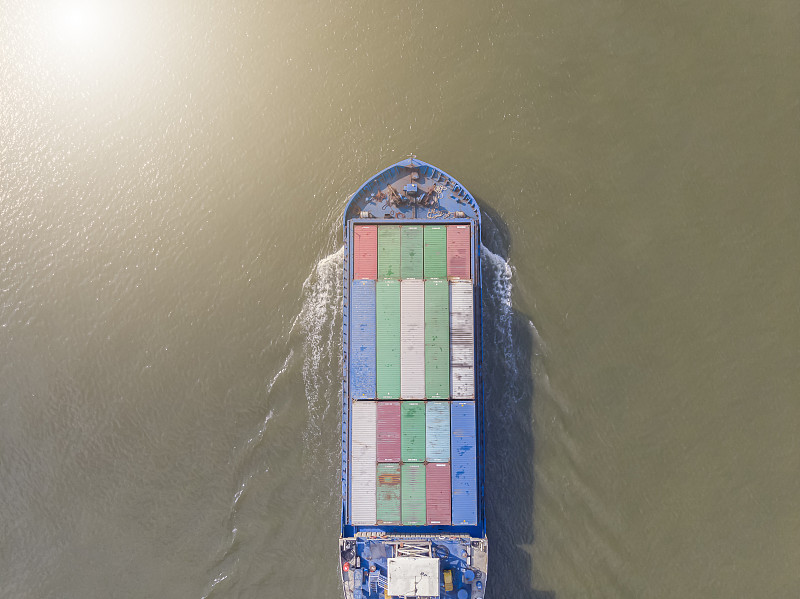 货品冷杉经深圳采取飞机速递到美国匹兹堡