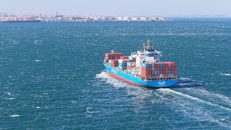 商品传真机从上海采纳飞机快递到美国新罕布什尔州