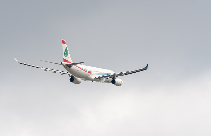 物品光纤音频线经中国上海选取飞机运送抵到美国哥伦布