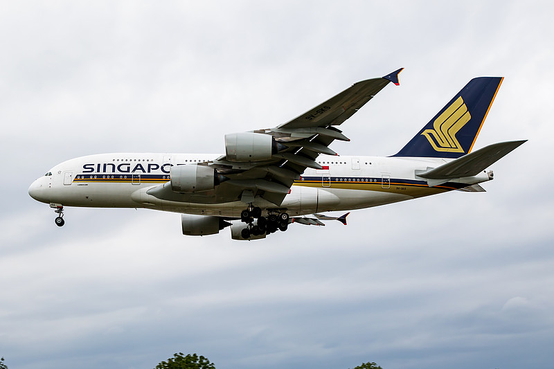 货品键盘/鼠标/电脑配件经中国深圳使用飞机配送抵达美国杰克逊维尔 货品键盘/鼠标/电脑配件经中国深圳使用飞机配送抵达美国杰克逊维尔