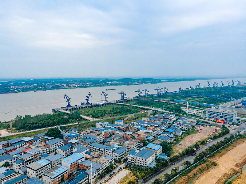 宁波市海运至抵英国——班戈国外城市进出口贸易物流运输诠释