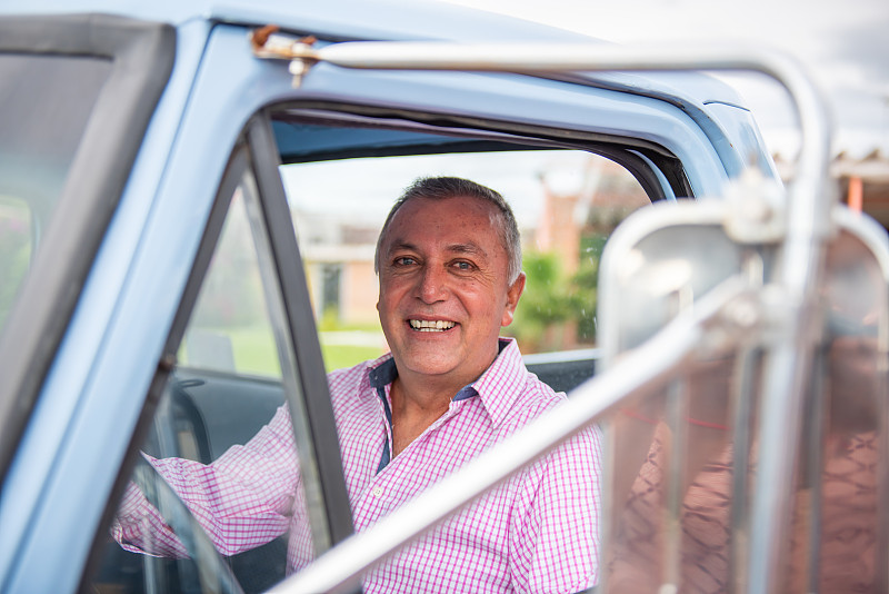 经过中国上海把户外用品寄到加拿大列治文 经过中国上海把户外用品寄到加拿大列治文