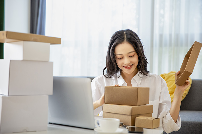 从中国石家庄床寄到加拿大素里