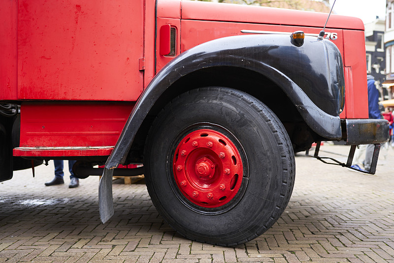 基于北京家具邮寄到加拿大红鹿市