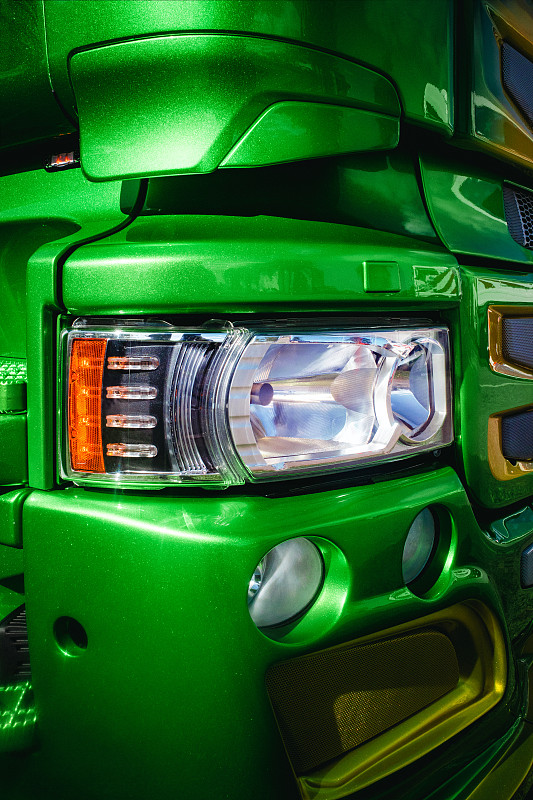 基于东莞把充电宝寄到加拿大坎卢普斯