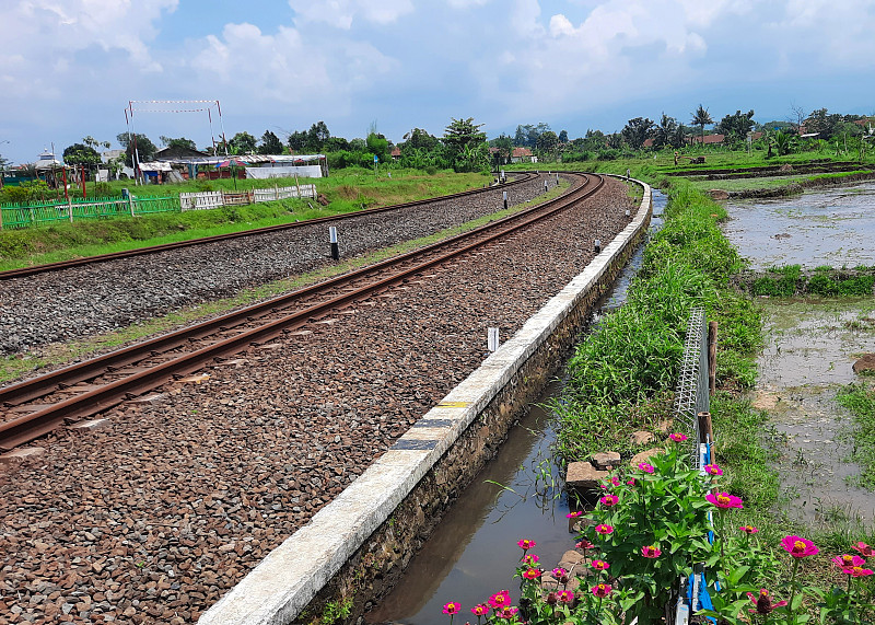 从苏州酒寄到加拿大滑铁卢 从苏州酒寄到加拿大滑铁卢