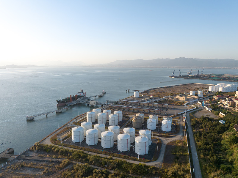 通过武汉把化工品邮寄到加拿大哈利法克斯