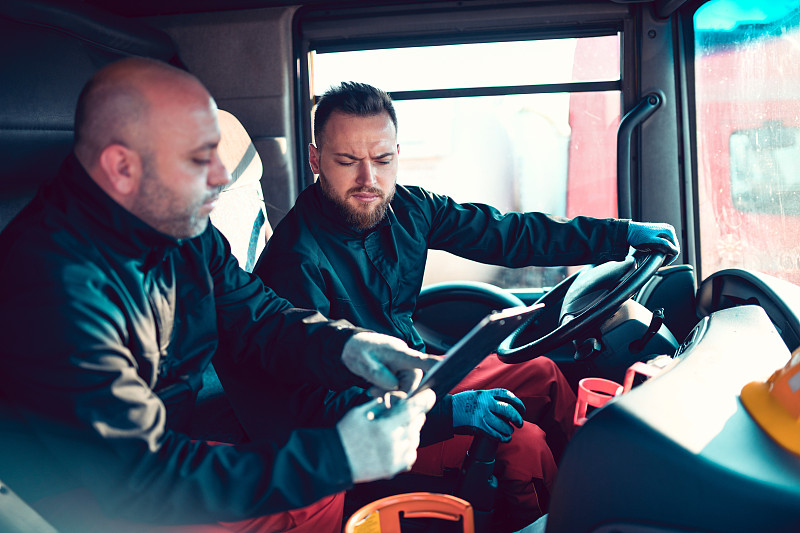 中国深圳加拿大金斯顿双清到门专线