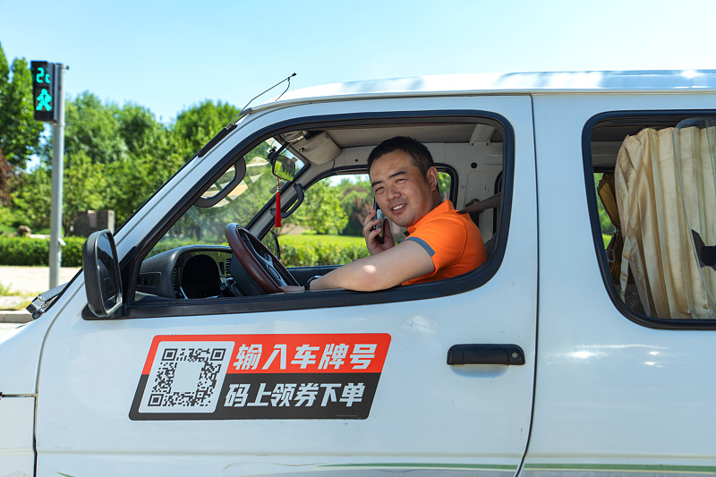 上海加拿大拉瓦尔DHL快速专线