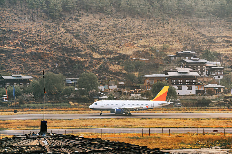 香港抵加拿大基奇纳门到门城市专线