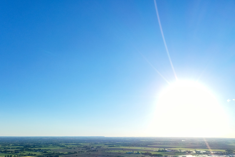 经过东莞把茶几寄到加拿大圣凯瑟琳斯