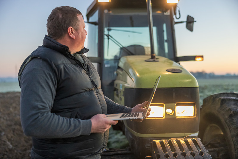 从中国广州把易燃品邮寄到加拿大三角洲