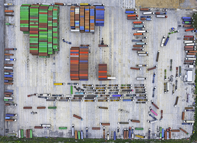 基于厦门把饰品寄到加拿大朗格伊