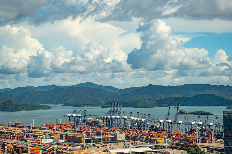 经由中国长沙把口罩寄到加拿大坎卢普斯