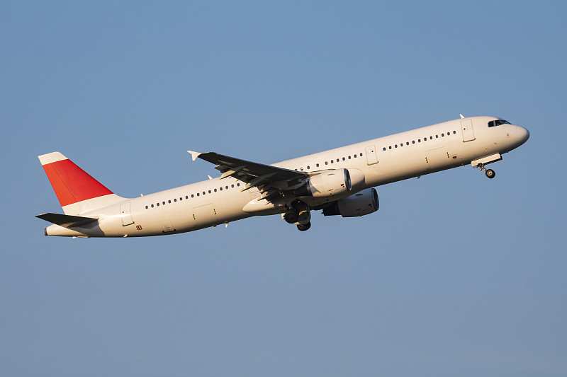 通过佛山旗帜邮寄到加拿大三角洲 通过佛山旗帜邮寄到加拿大三角洲