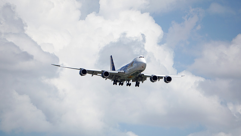 中国西安到加拿大高贵林双清包税城市专线