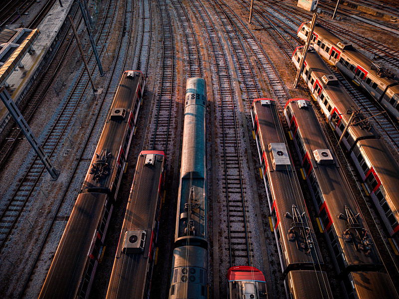 通过中国东莞Nurofen（药品）寄到加拿大蒙特利尔