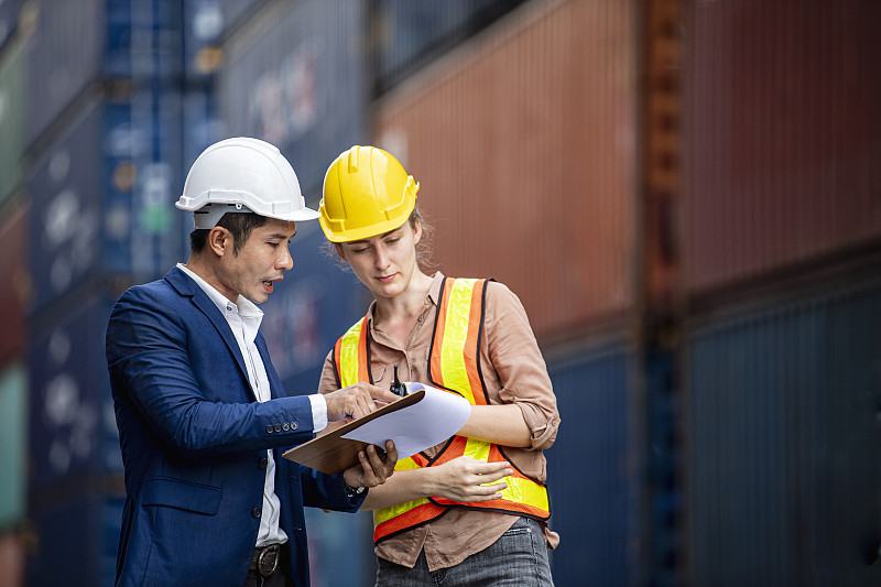基于中国上海笔记本电脑寄到加拿大尼亚加拉瀑布城