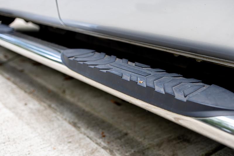 基于广州把烟花寄到加拿大新威斯敏斯特