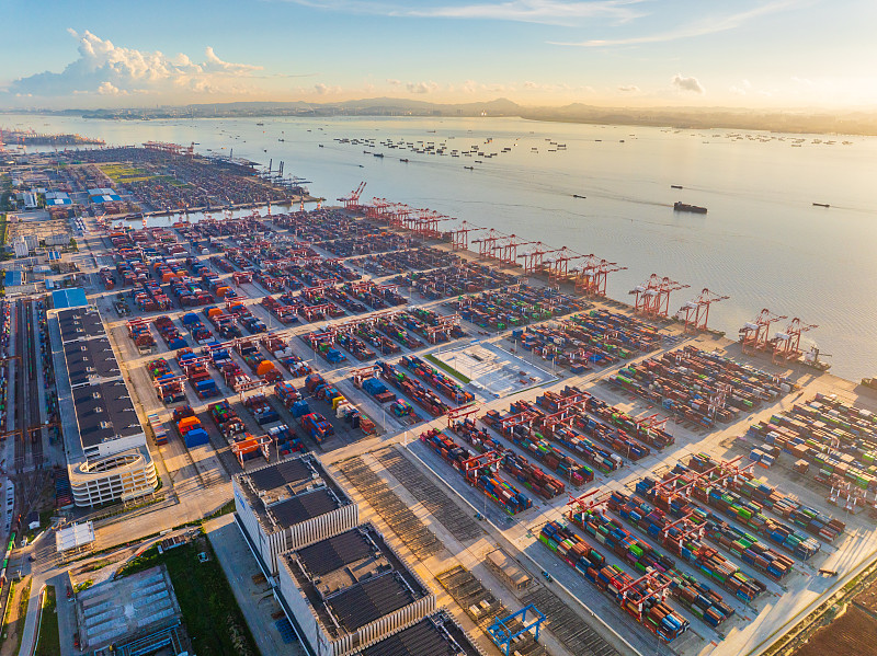 经过中国苏州珠宝首饰寄到加拿大圣约翰