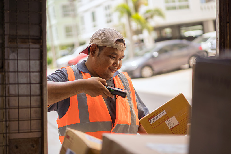 安庆市通过空运抵达欧州相关地区国际贸易物流速递说明