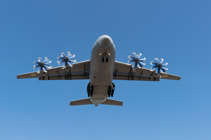 通过中国上海移动电源寄到加拿大卡尔加里