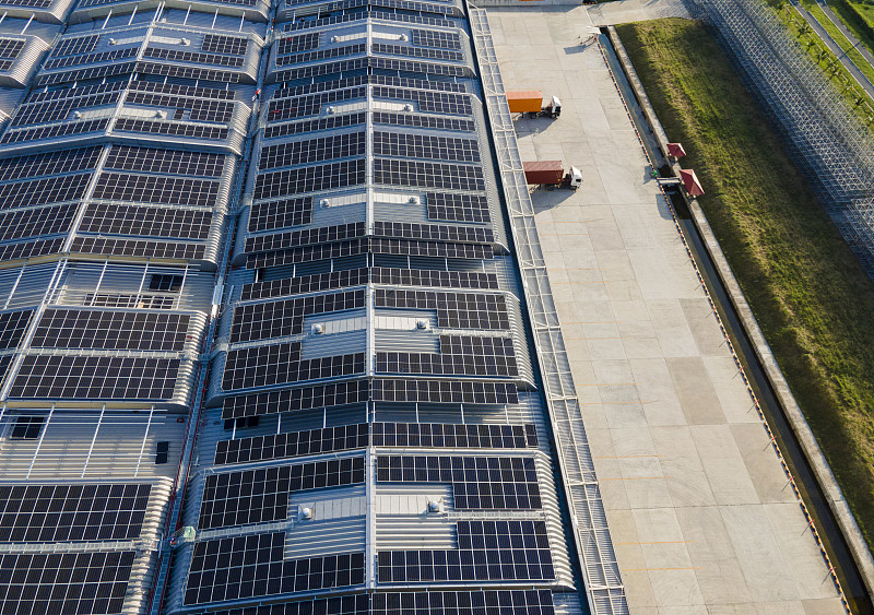 基于中国深圳把电视机寄到加拿大基奇纳