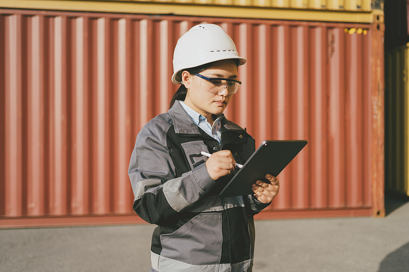 通过香港饮料邮寄到加拿大维多利亚