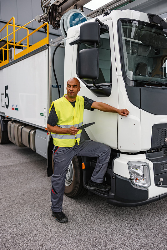 上海至加拿大列治文整柜空运专线